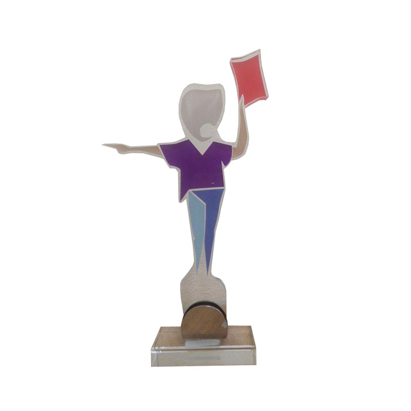 ART008.jpg REFEREE TROPHY 29.5CM (PRINTING INCLUDED) - Image 1