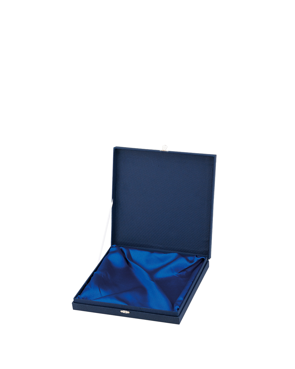 H282.jpg LUXURY GIFT BOX FOR PLAQUES 17 X 17 CM - Image 1
