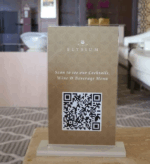 CUSTOM PLEXIGLASS TABLE STAND – DOUBLE-SIDED FULL-COLOR SIGN (14.5x10 CM) - Image 2