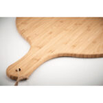 BAMBOO CUTTING BOARD WITH HANDLE - Image 4