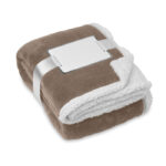 FLEECE BLANKET WITH REVERSIBLE POLYESTER SHERPA LINING