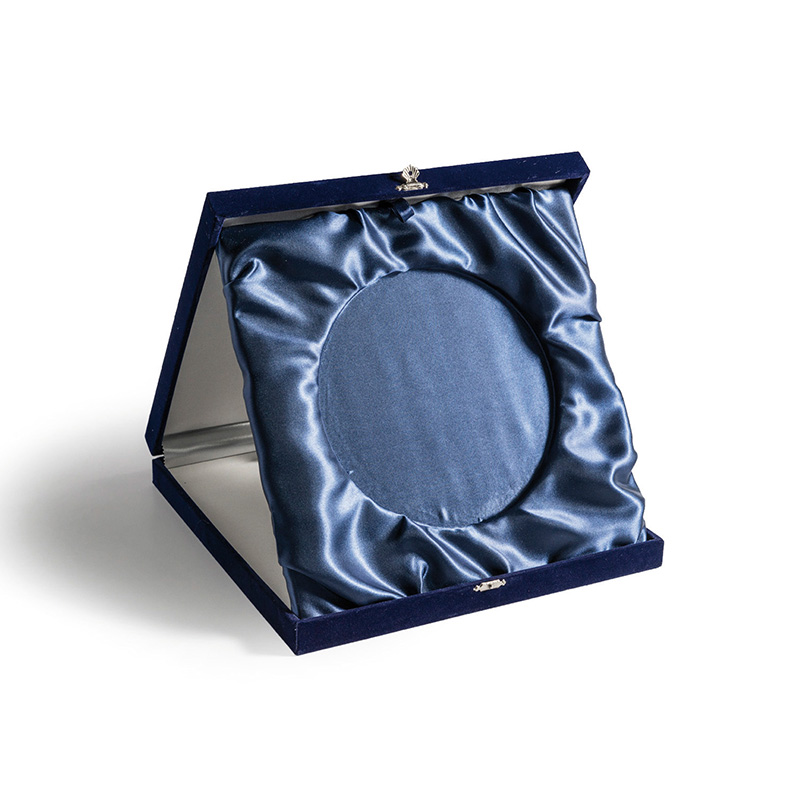 V36X36X4.jpg LUXURY VELVET BOX 36*36*4CM - Image 1