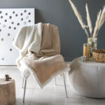 POLAR BLANKET WITH ZIP CLOSURE - Image 7