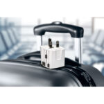 SKROSS WORLD TRAVEL ADAPTER MUV USB - Image 4