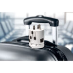 3-POLE TRAVEL PLUG BY SKROSS - Image 3